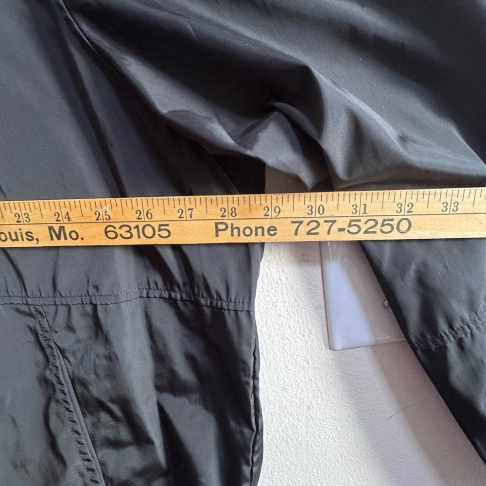 In’Voland Black Lightweight Hooded Windbreaker Jacket 22W - Picture 8 of 8